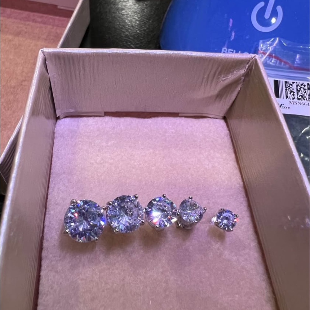 Elegant Diamond Simulant Stud Earrings Set